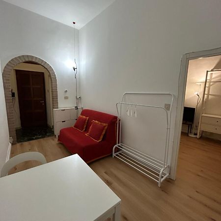 Ripa Grande Apartment แฟร์รารา ภายนอก รูปภาพ